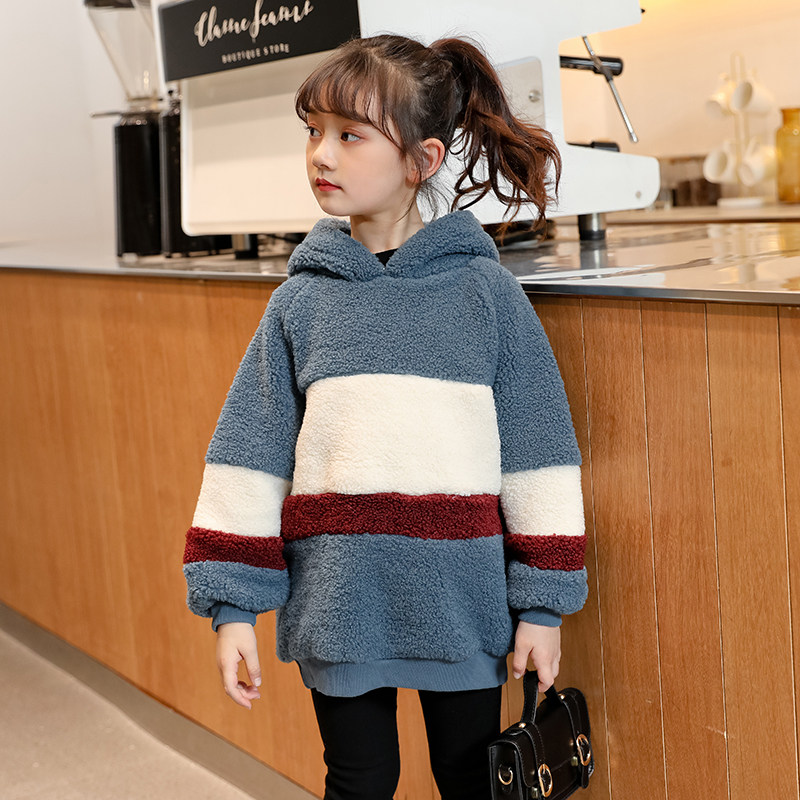 Girls sweatshirt 2021 new winter hooded children middle and large children's foreign air velvet thickened wool coat pullover coat