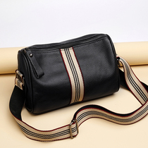 GENE MK Boston Womens bag 2022 New headlining Bull Leather Wide Shoulder Strap Cross Section Fashion 100 Hitched Satchel Women