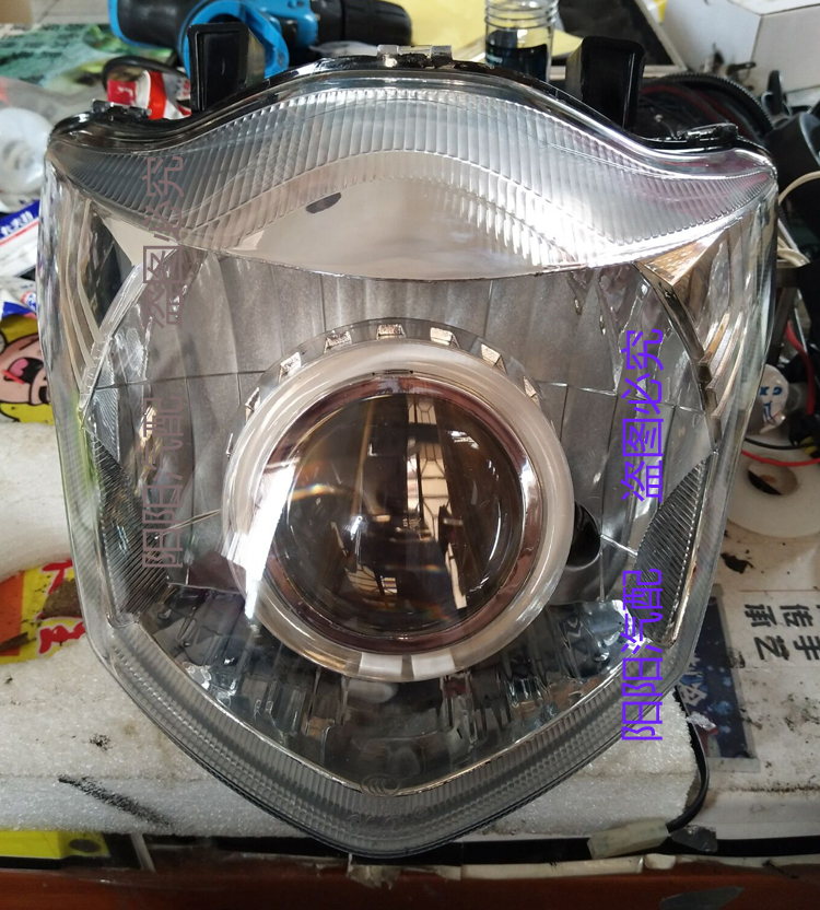 GR150 xe máy lắp ráp đèn pha sửa đổi ống kính xenon đèn thiên thần ác quỷ lắp ráp đèn pha đèn xe dream