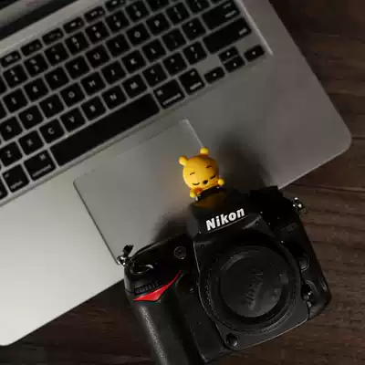 Yellow Pooh cartoon Three-dimensional hot shoe cover creative camera hot shoe holder single-eye micro single-eye camera hot shoe protection dust cover