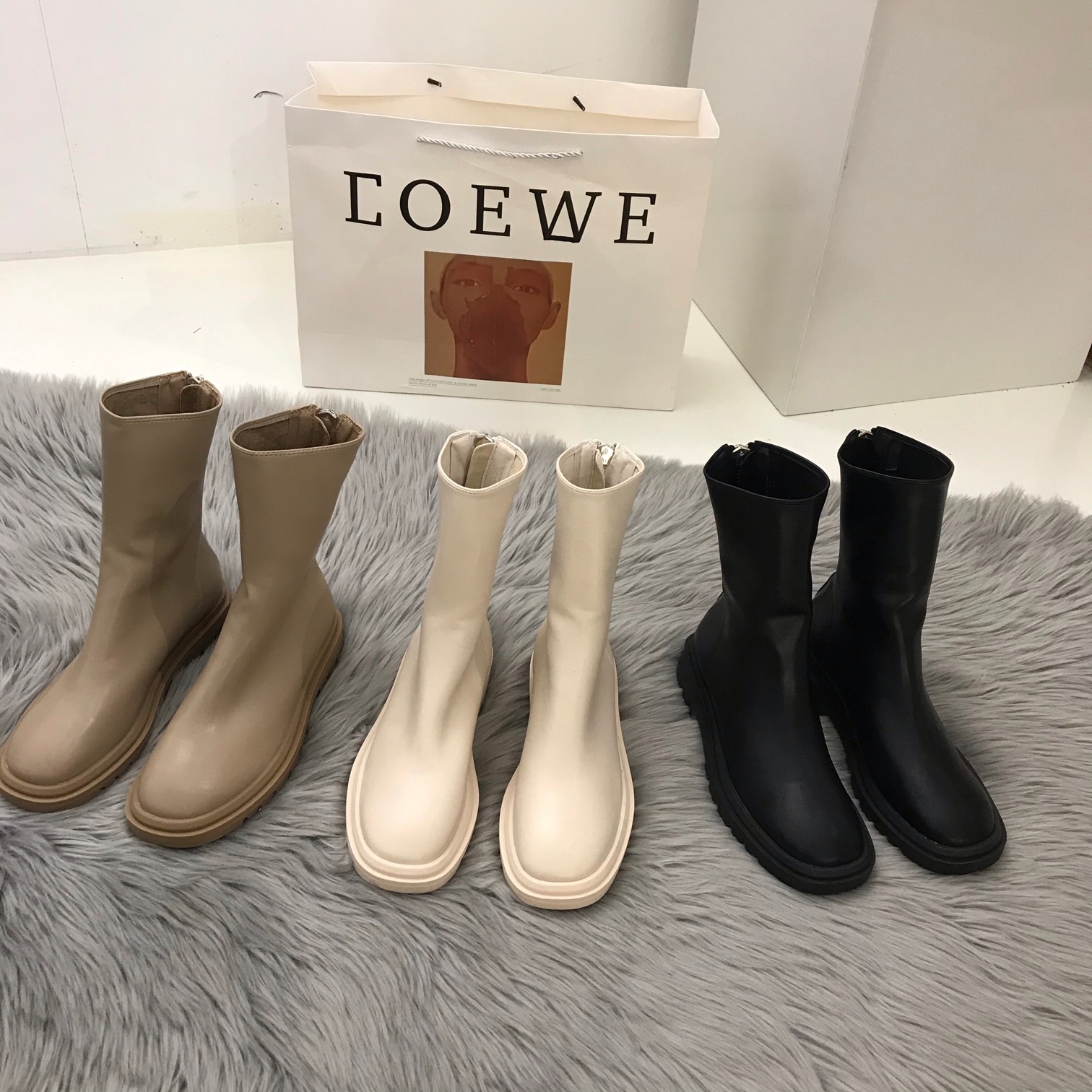 White slimmer Martin boots women's shoes 2022 New Summer Thin Style Small Short Boots Fried Street Spring Autumn Single Boots