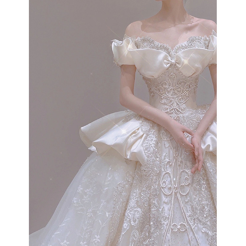 One-shoulder French satin light wedding dress 2024 new bridal high-quality fugitive princess Qi Di Zhu yarn