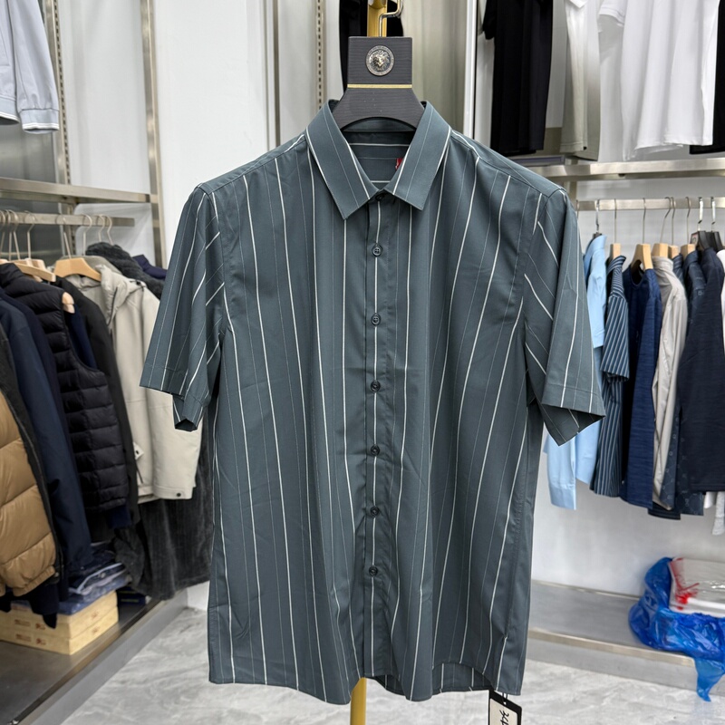 [Doujia] Summer Classic Striped Short-Sleeved Shirt for Men, Lapel Business Casual Wrinkle-Resistant Slim Fit Trendy Shirt
