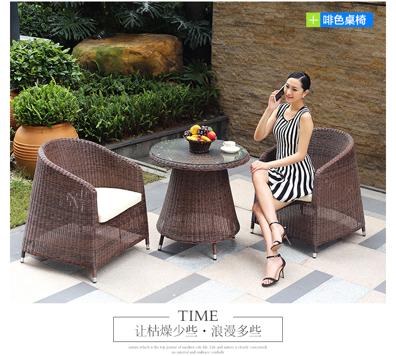 Ghế wicker ba mảnh ban công bàn cà phê nhỏ ngoài trời ngoài trời sân giải trí sân thượng ban công bàn ghế hiện đại nhỏ gọn mẫu bàn ghế ngoài trời đẹp
