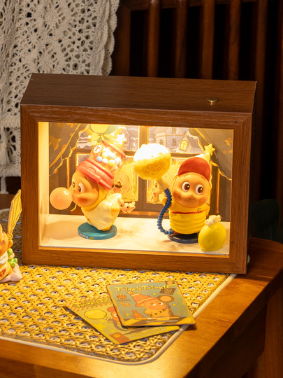 Suitable for Bubble Mart star blind box storage box hand-made three-dimensional photo frame display rack glass pull-out dust-proof frame