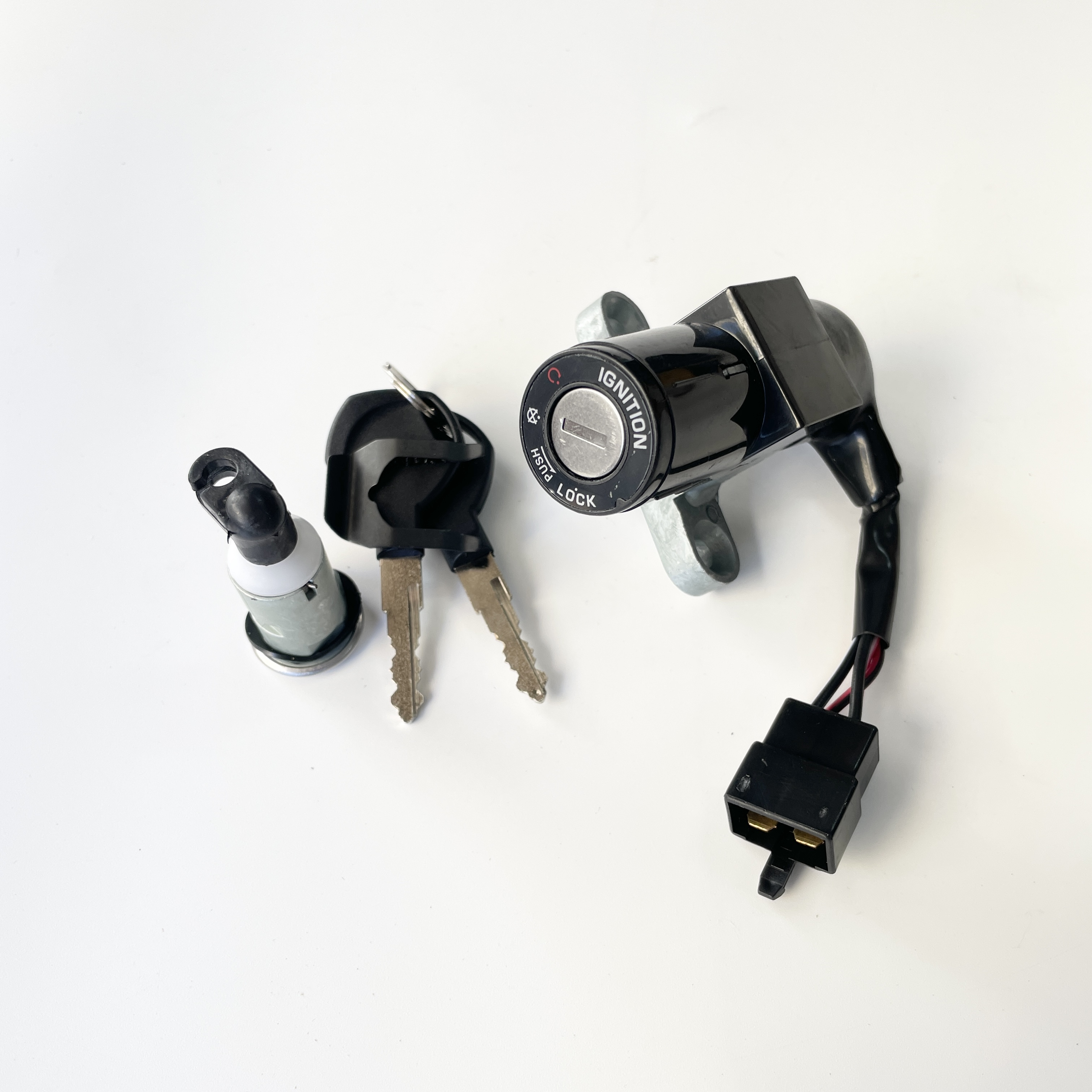 Apply 5 sheep Honda SCR HAPPY WH100T-6 full car lock jacket lock electric door lock seat bag lock ignition power lock-Taobao