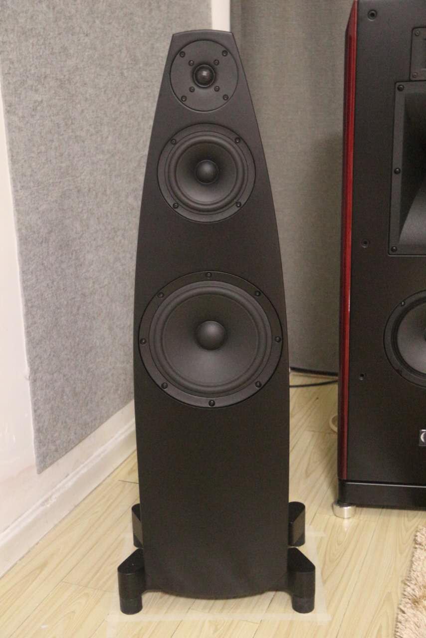 Special offers for sale Studio samples Showcase speakers Italy EMME The new Beta