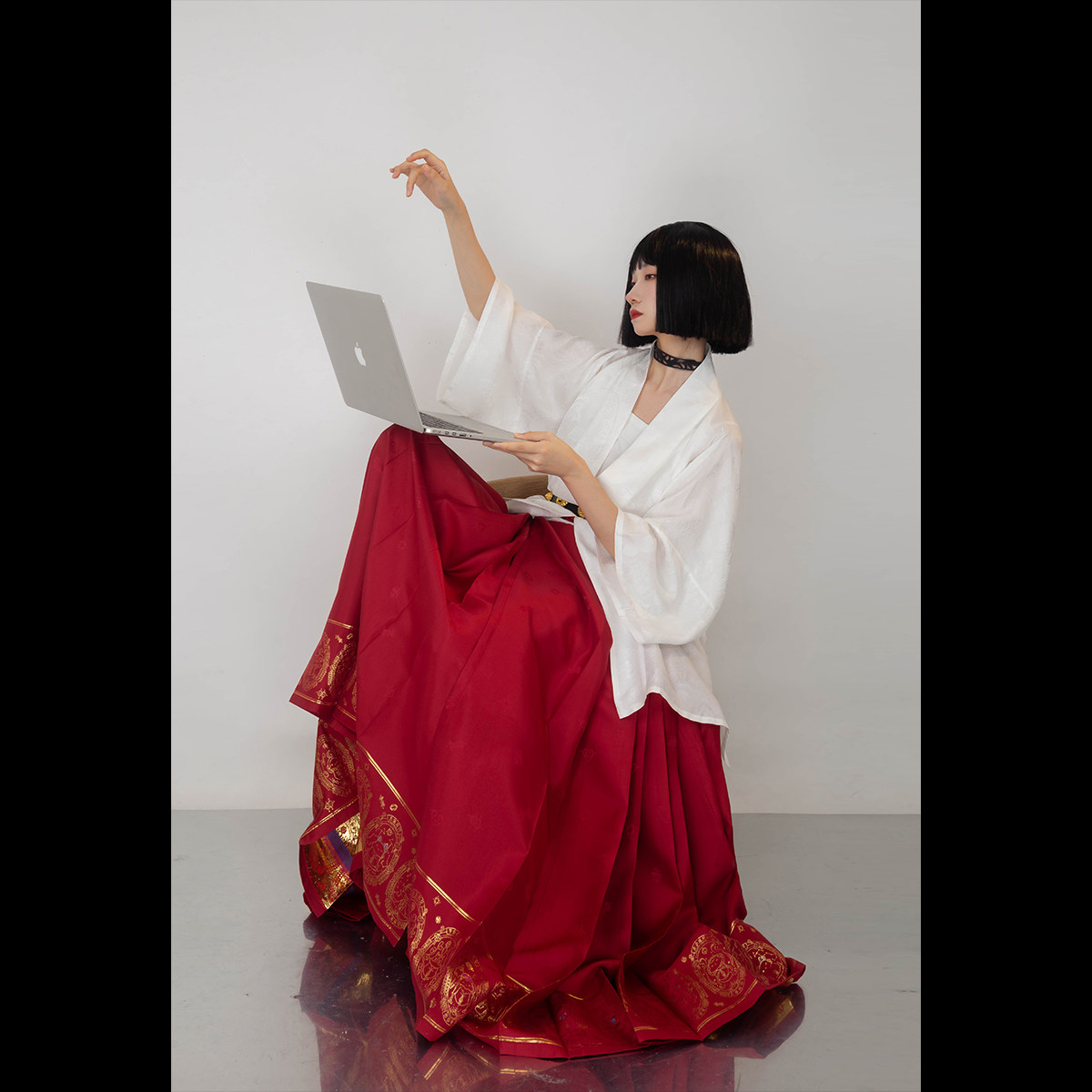 Swordnet 3 Genuine Friends Authorize Han Clothes Phoenix Jade Xuan Crystal Clan Faux Floral Satin 6m Swing Horse Face Making