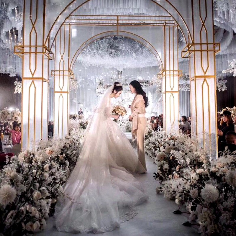 New wedding props Wrought iron star arch moon road lead ornaments screen wedding film PC transparent arch