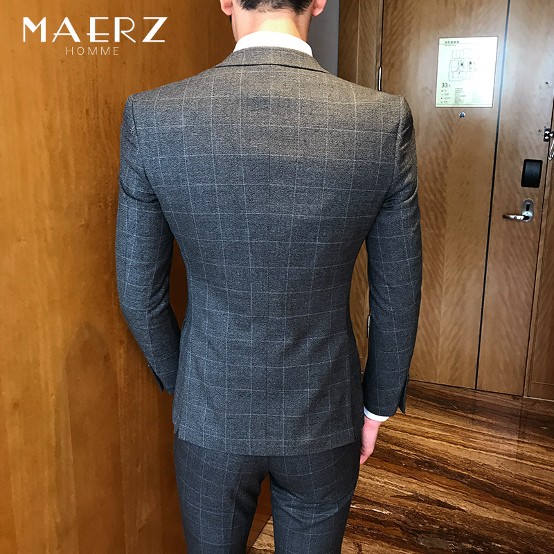 Suit nam giới phù hợp với phiên bản Hàn Quốc của người Anh ba mảnh bộ kinh doanh chú rể chiếc váy cưới phù hợp với kẻ sọc giản dị