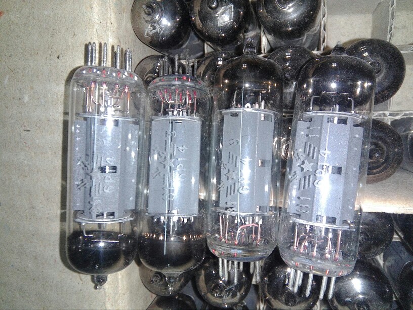 Brand new Beijing 6P14 electronic tube brand new Soviet 6P14 electronic tube EL84 7189 electronic tube