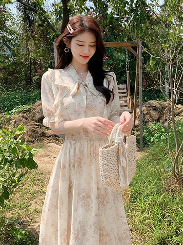 Шифоновое летнее платье, приталенный корсет, длинная юбка, французский стиль, премиум класс, яркий броский стиль, по фигуре