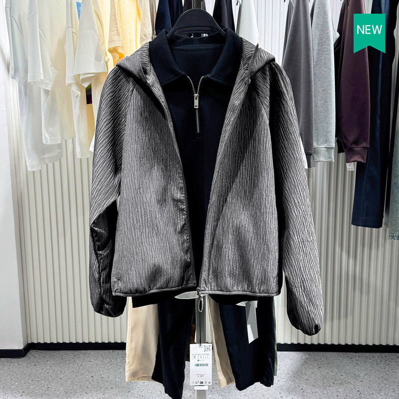 Cabinet 429! Spring/Summer New Men's Pleated Hooded Jacket, European and American Simple Texture Thin Coat 7380806 803