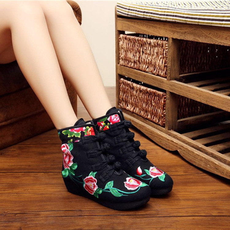 Giày cao cổ thêu Bắc Kinh dành cho trẻ em boot nữ cổ thấp