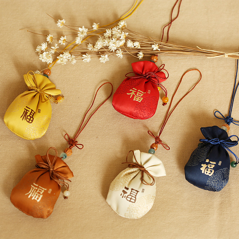 Retro Zen Blessing Bag Portable Sachet Silk Embroidery Embroidery Prayer Blessings Creative Mobile Phone Bag Pendant Wufu fetal hair