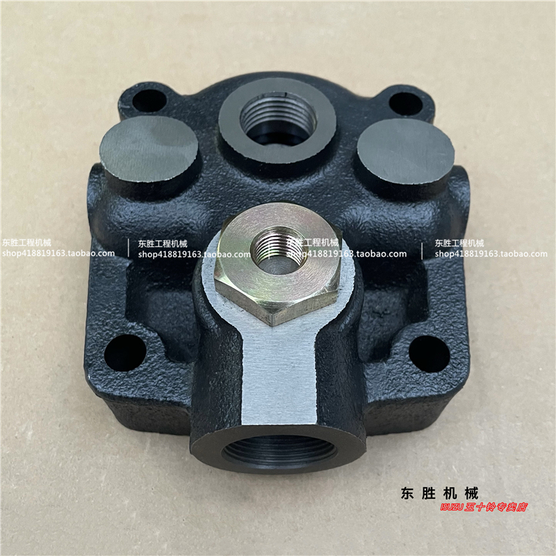 Isuzu Qingling Fvr34 6Hk1 6Uz1 6He1 Air Pump Cylinder Head Gasket Iron Cover for Trucks and Fire Trucks