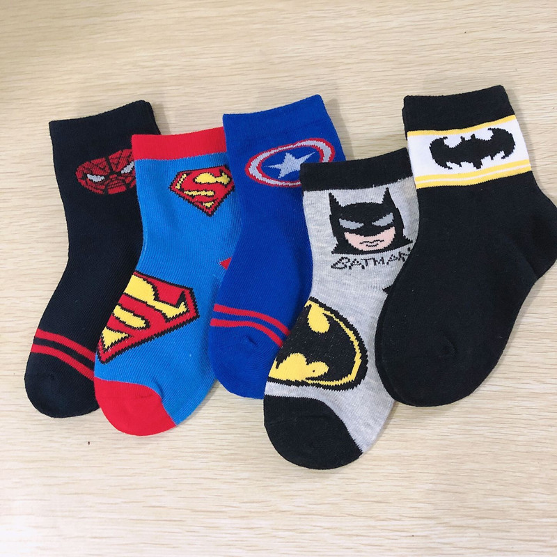 5 Pairs of Batman and Spiderman Boys' Mid-Calf Socks for Spring, Autumn and Winter, Kidsren's Socks for Boys, Medium and Large Kidsren, Pure Cotton Socks