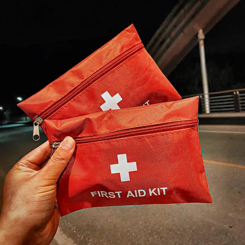 Small things with great uses Portable outdoor travel travel first aid kit 13-piece set will be second 1A8