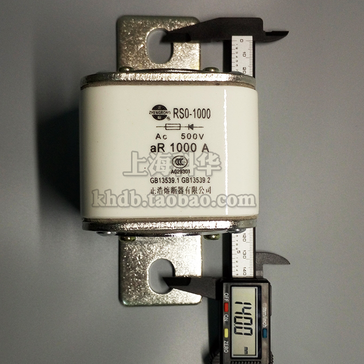 Positive RS3 RS3 RS0-500 1000A800A700A 1000A800A700A fuse 500V 