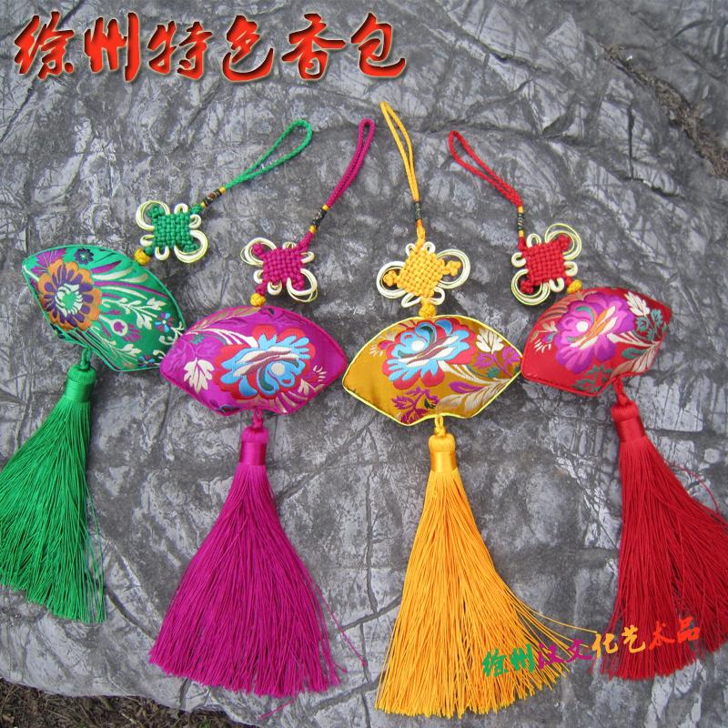 China Xuzhou fan-shaped traditional Chinese medicine sachet red green yellow rose red portable gift abroad embroidered sachet