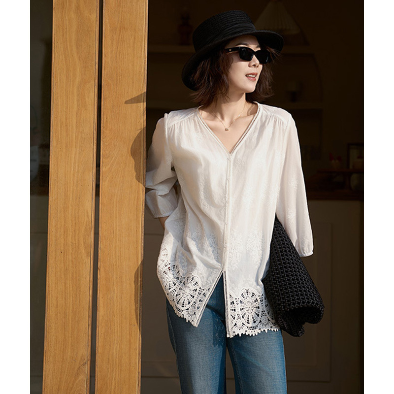 White Three-Quarter Sleeve Lace Embroidered Pure Cotton Shirt for Women 2026 New Style Mid-Sleeve Loose V-Neck Puff Sleeve Top White Three-Quarter Sleeve Lace Embroidered Pure Cotton Shirt for Women 2026 New Style Mid-Sleeve Loose V-Neck Puff Sleeve Top