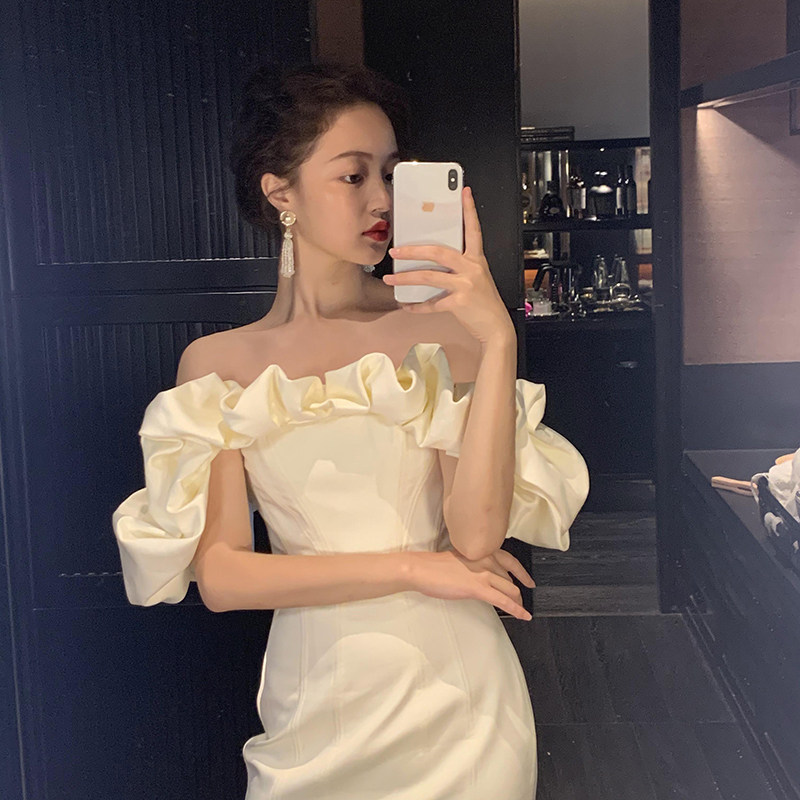 viss gold word shoulder white French retro dress 2020 new summer waist thin temperament dress skirt