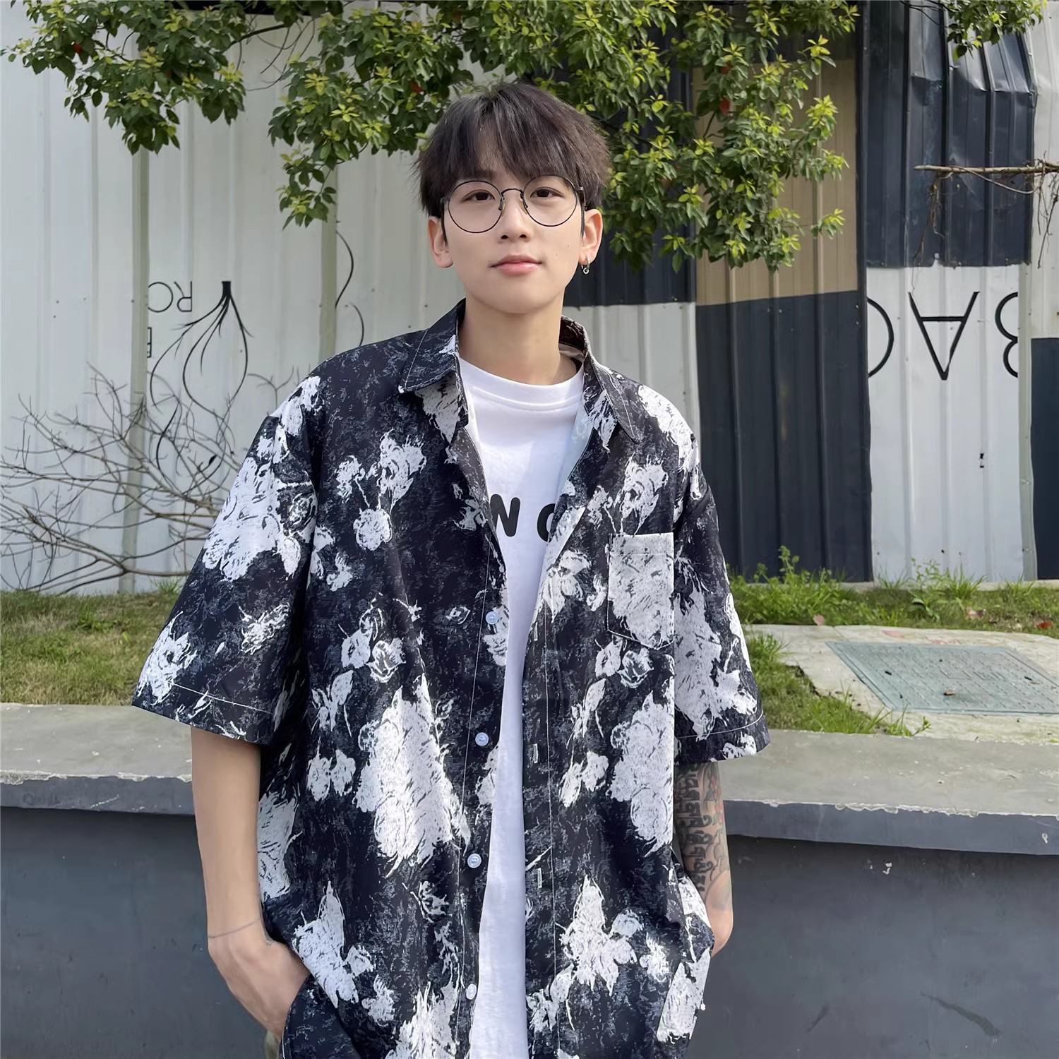 V9港美服饰 供应链