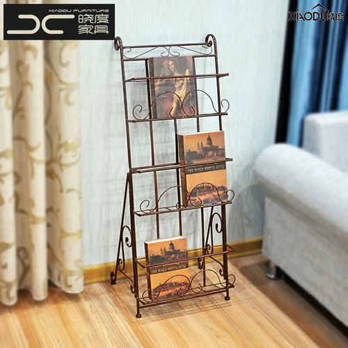 Журнальная полка газета на полке