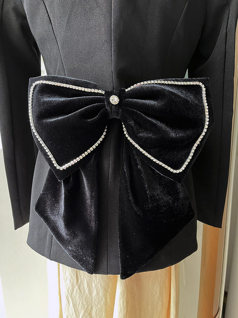 Retro black bow brooch velvet dress decorative brooch with diamond heavy coat brooch 2023 ຮູບແບບໃຫມ່