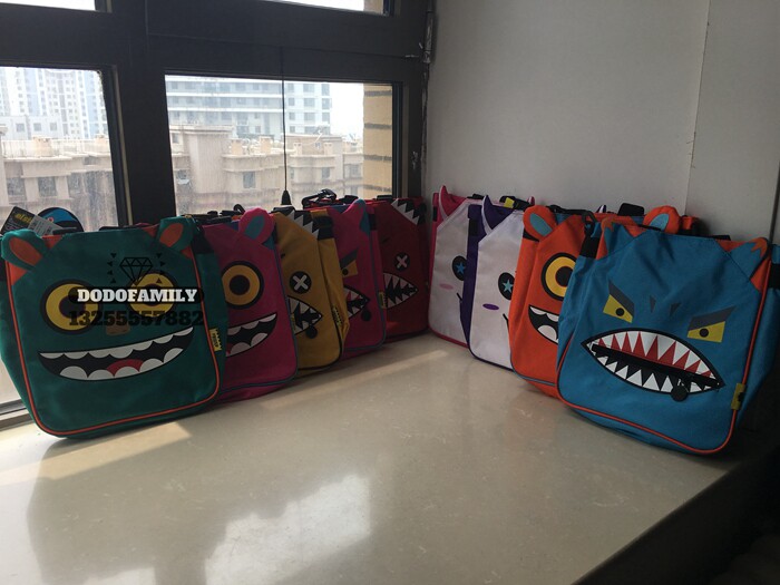 Export to South Korea elstinko little monster one-shoulder boys and girls backpack kindergarten schoolbag tide brand schoolbag for primary school students