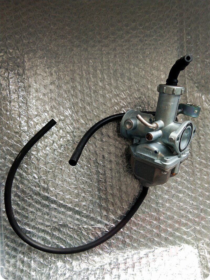 Suitable for the Golden City Suzuki GX125 New Heater Plunger Type Golden City Moron Three SJ125-B Original carburetor