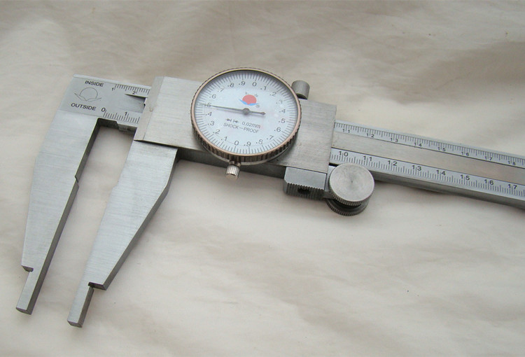 Large sun belt table calliper 0-500 * 02mm 0 steel with table calliper ruler Dujiangyan sun with table calliper