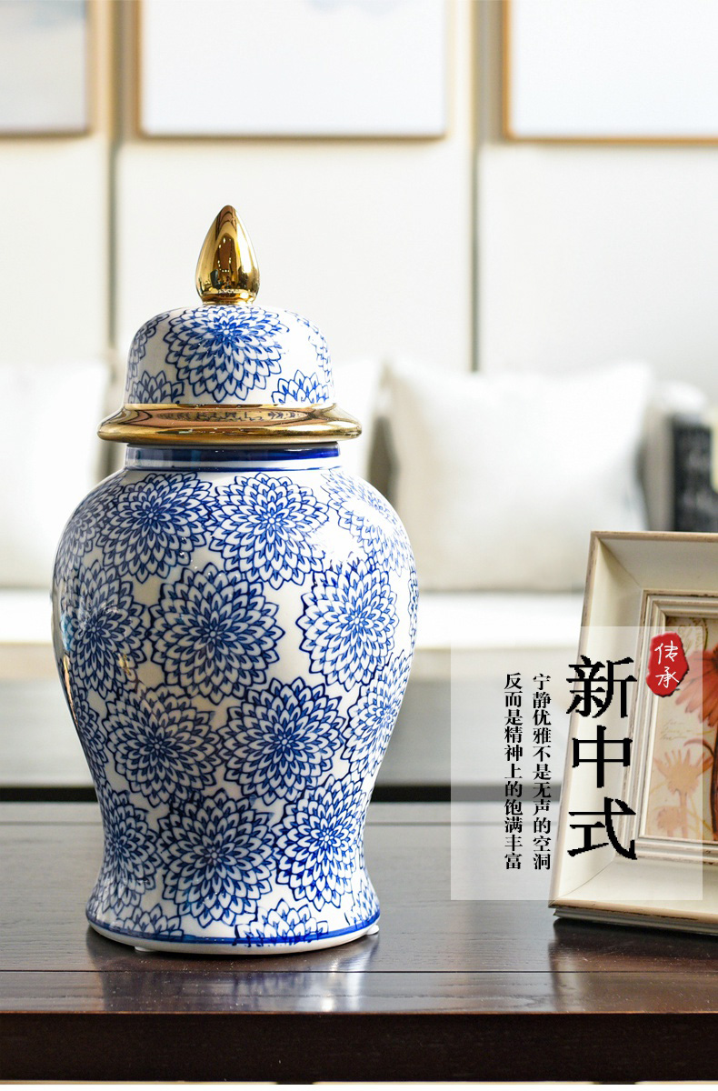 Jingdezhen modern new Chinese blue and white porcelain, general TV ark can of the sitting room porch decoration vase furnishing articles