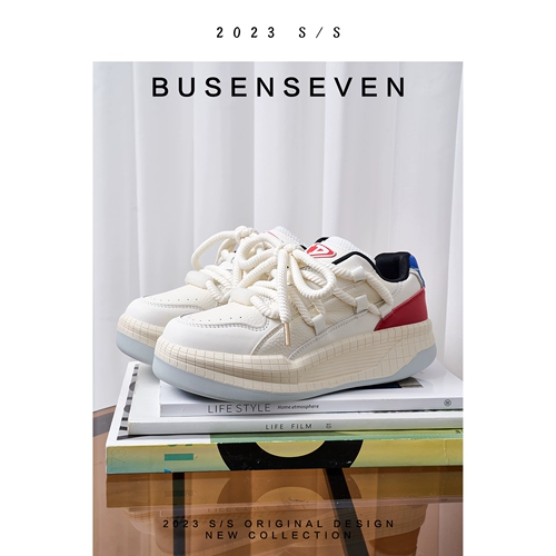 柒步森林 Белая обувь на платформе для отдыха, в американском стиле, из натуральной кожи