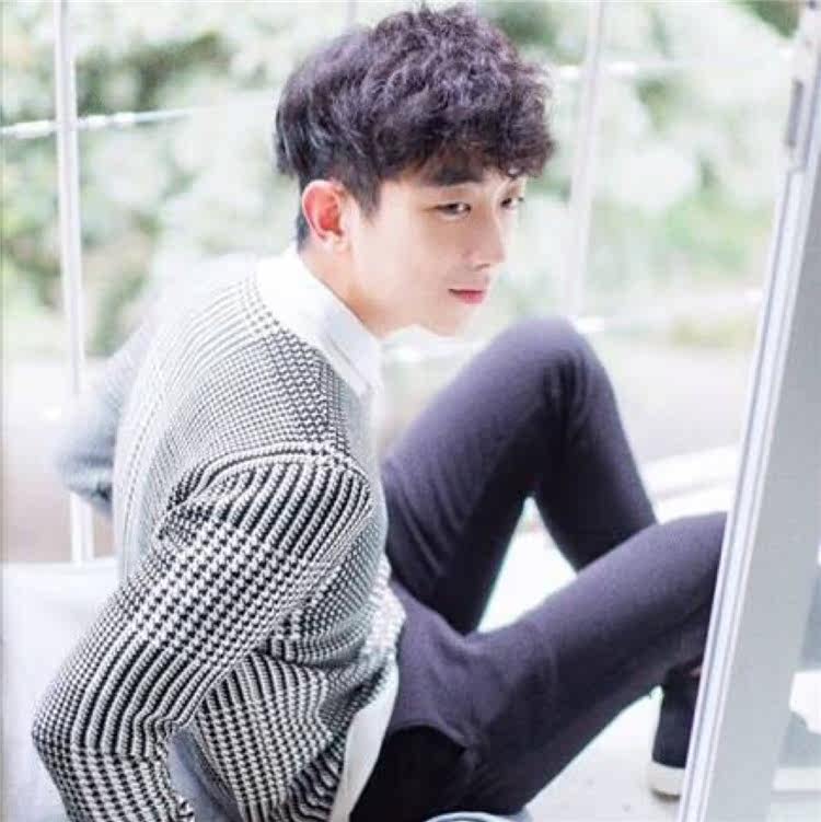 Perruque cheveux courts - Ref 2609250 Image 9