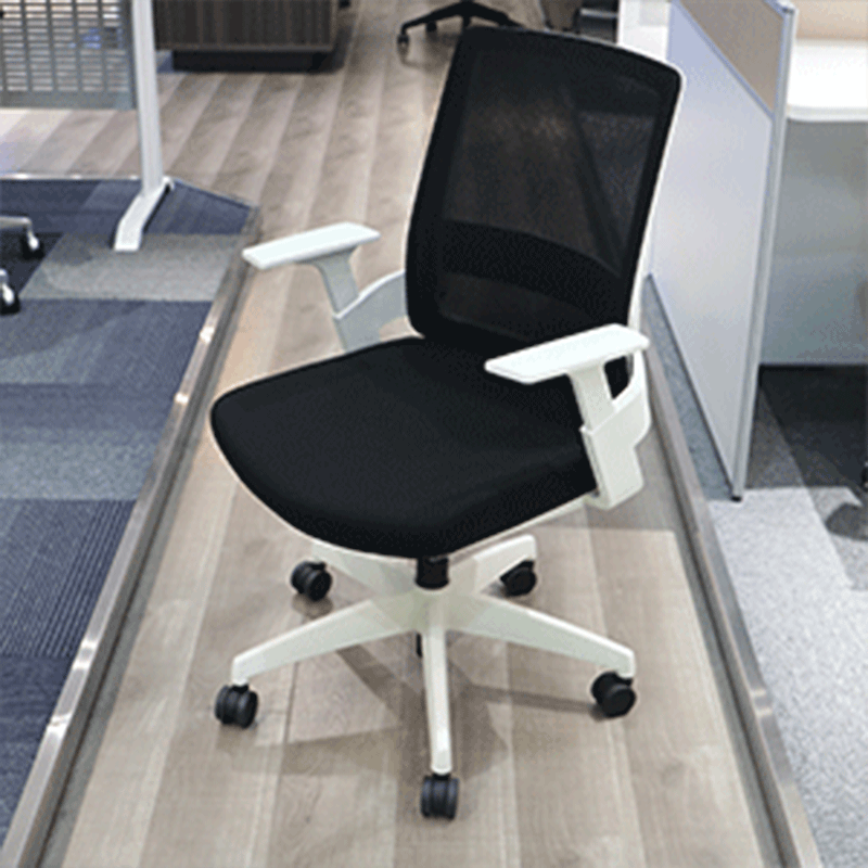 Outlet staff chair