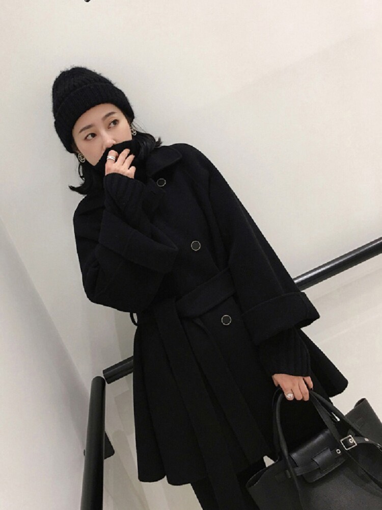 Anti-season halal bunker special price woman in double face Son Coat Temperament Black Small Sub Medium Long Version Fur Coats Women Tide