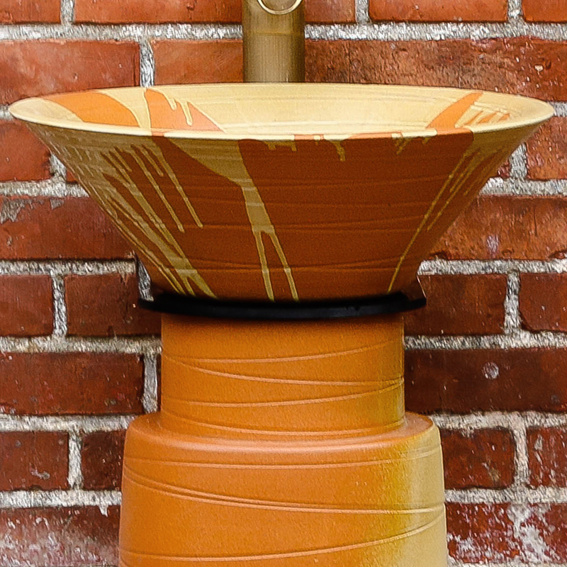 Pillar lavabo toilet stage basin integrated industrial wind landing balcony face ceramic basin is suing the column column
