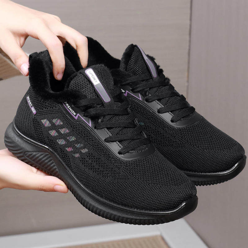 Old Beijing cloth shoes women's winter fleece warm sports casual shoes soft bottom non-slip lightweight middle-aged and elderly mother cotton shoes