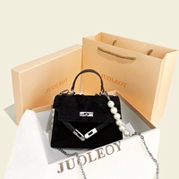 Доставка черной подарочной коробки