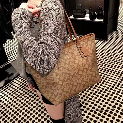 Демисезонный универсальный трендовый модный шоппер, вместительная и большая сумка, из натуральной кожи, коллекция 2023