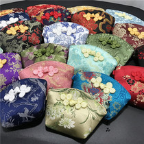 Chinese-style wallet with shell buckle and brocade small coin purse to store wedding candy bag and special gifts