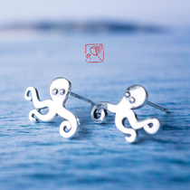 {Octopus boy} Playful and cute 925 silver small earrings