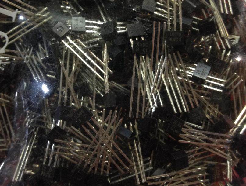 Supply new spot 2SK596B K596B TO-92S Price advantage Quality assurance