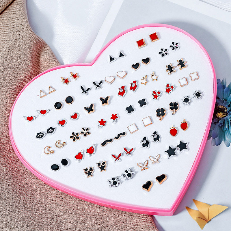 Japan and South Korea 36 pairs of peach heart boxed glue stick ear acupuncture small creative plastic glue needle simple hypoallergenic earrings with pierced ears