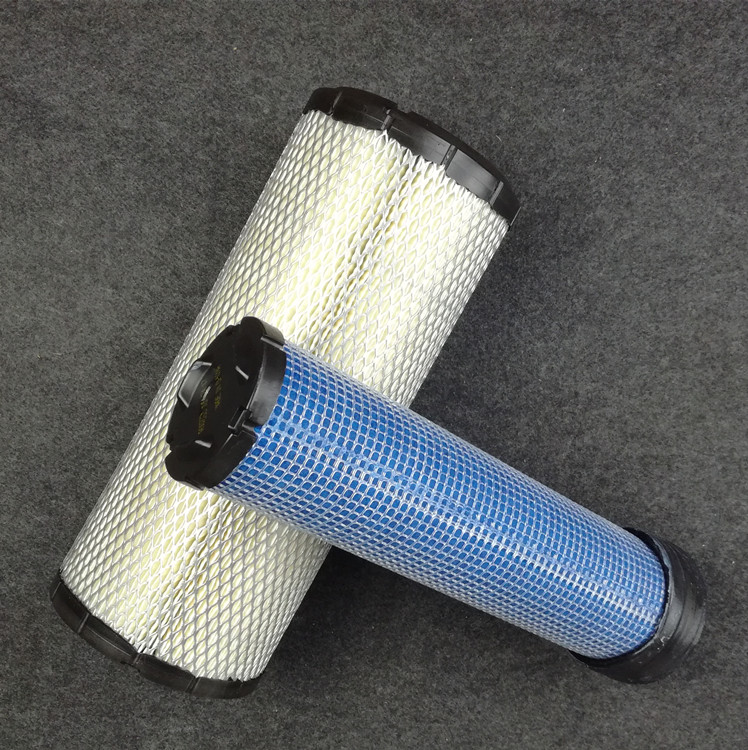 Sakura Donaldson filter is suitable for Komatsu PC110-7 PC130-7 excavator air filter air filter