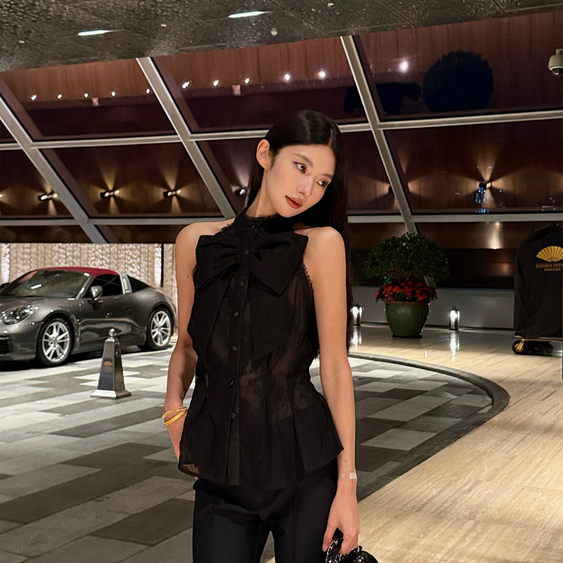 Beautiful Girl Rosie, Fashionable and Stunning Small Accessory, Heavy Lace with Three-Dimensional Bow, Waist-Cinching A-Line Shirt Vest