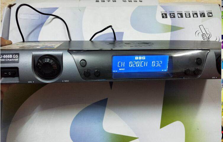 Original BBS U-666B GS wireless microphone one drag two KTV wireless microphone classic