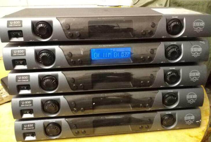 Used original BBS U-993 wireless microphone receiver frequency 792 500-817 475 without microphone