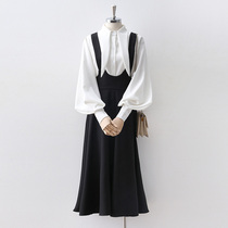 Autumn Female 2022 New French retro A - word dress woman collects middle - long skirt temperament black suspension skirt